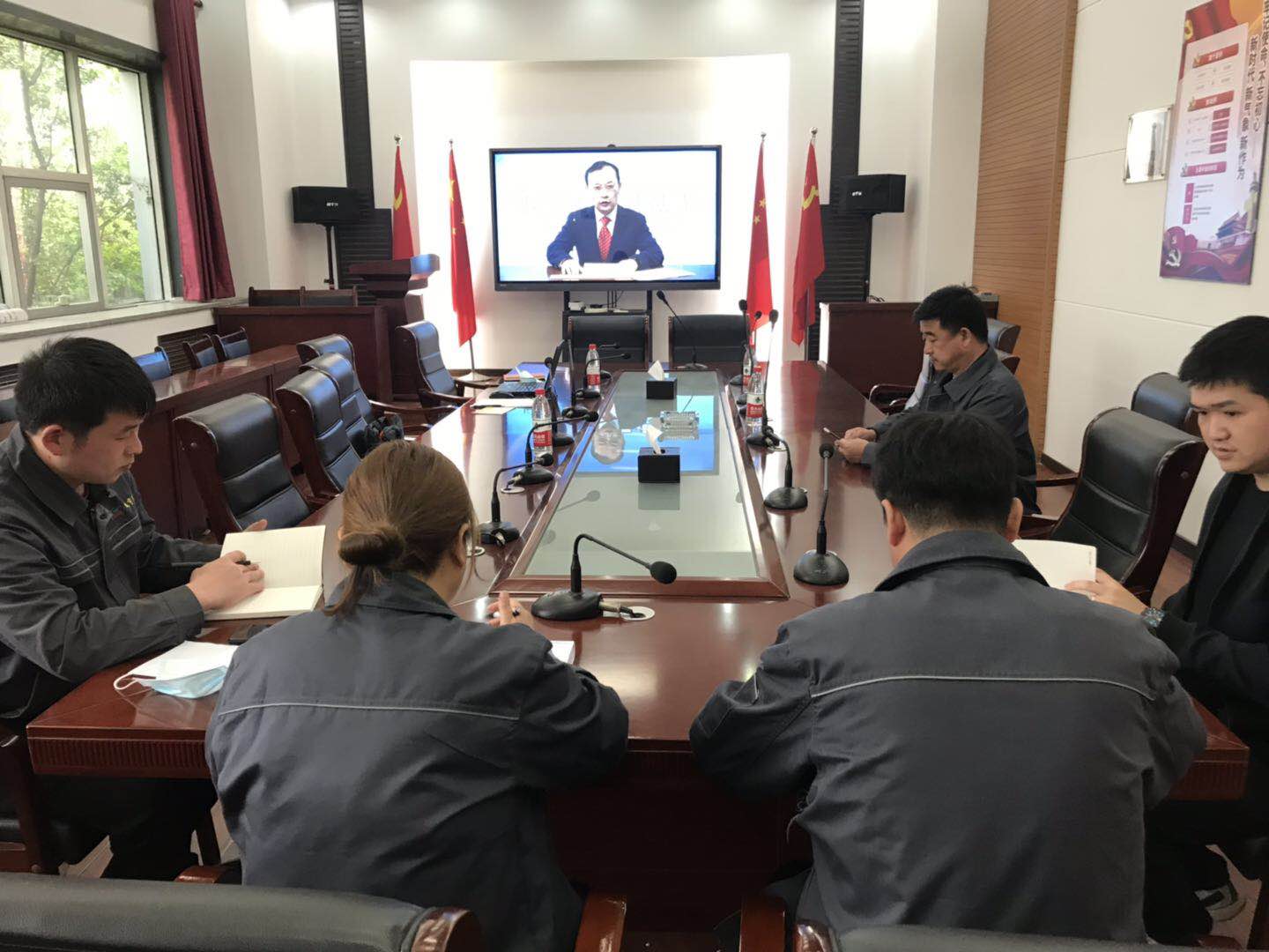 1587106281401481.jpg 57af7233e62e79a9e7d36003011b5e3.jpg